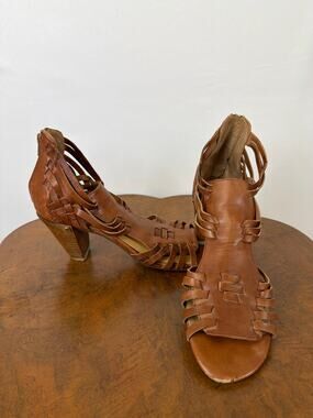Everybody Brown Open Toe Heels Size 39.5 3in Strappy Sandals
